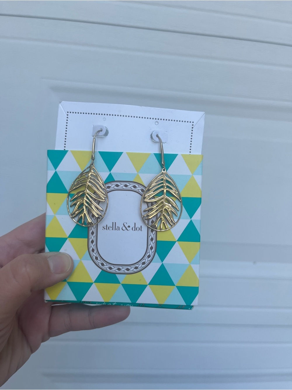 Stella & Dot Gold Leaf Dangle Earrings